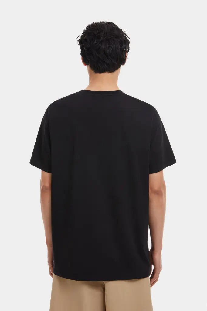 SS23_JE22_HAMZAH_BLACK_4_3238858b-fa12-4687-b229-c03040f3f61a.webp